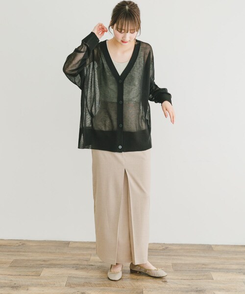 ITEMS URBANRESEARCH（アイテムズ アーバンリサーチ）の「シアーVネックニットカーディガン（カーディガン/ボレロ・レディース・GREGE/BLK/MNT/MOC・FREE）」の11枚目の写真