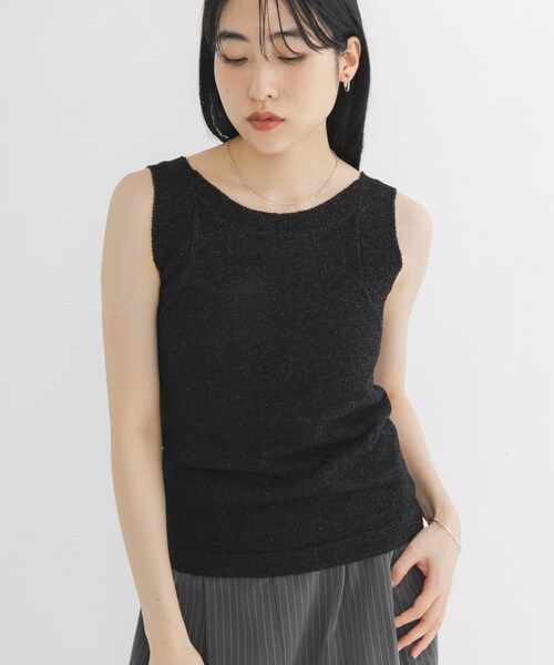KBF(ケイビーエフ)の「2WAYニットタンクトップ(タンクトップ・レディース・BLACK/BROWN/BEIGE・One)」の6枚目の写真