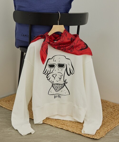 ADAM ET ROPE'(アダムエロペ)の「【Camille de Cussac by SALON】アートシルクスカーフ(バンダナ/スカーフ・レディース・ベージュ系/レッド・F)」の11枚目の写真