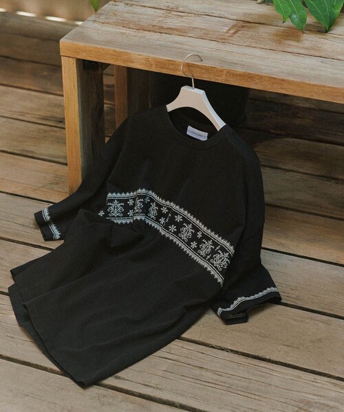 ADAM ET ROPE'（アダムエロペ）の「クロスステッチ ボックスシルエット Tシャツ（Tシャツ/カットソー・メンズ・ブラック/ホワイト・L/M）」の14枚目の写真