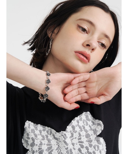 jouetie（ジュエティ）の「ヴィンテージローズブレスレット（ブレスレット・レディース・シルバー/ゴールド・F）」の4枚目の写真