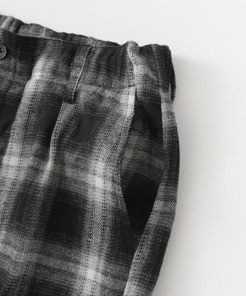SENSE OF PLACE by URBAN RESEARCH(センスオブプレイスバイアーバンリサーチ)の「オンブレーチェックカーゴパンツ(その他パンツ・メンズ・BLACK/BLUE・M/L)」の12枚目の写真