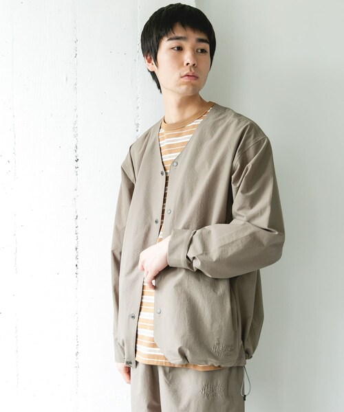 URBAN RESEARCH DOORS（アーバンリサーチドアーズ）の「『別注』Marmot×DOORS　DOTAIR CARDIGAN SHIRTS（ノーカラージャケット・メンズ・INK BLACK/BLUE GRAY/KHAKI・M/L/XL）」の20枚目の写真