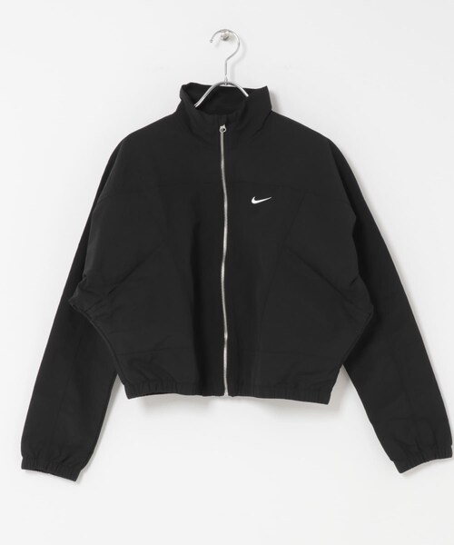 URBAN RESEARCH DOORS(アーバンリサーチドアーズ)の「NIKE NSW エブリシング ウーヴン RPL UV(ブルゾン・レディース・ホワイト/ブラック・S)」の2枚目の写真