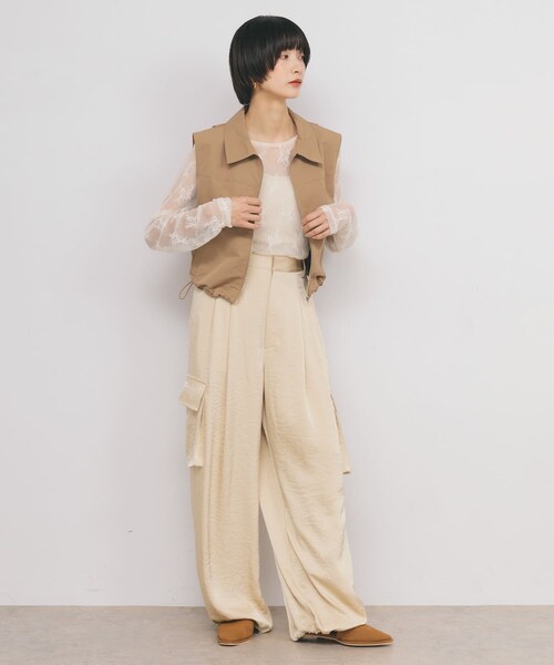 KBF（ケイビーエフ）の「コンパクトバルーンベスト（ベスト・レディース・BLACK/CAMEL・one）」の19枚目の写真