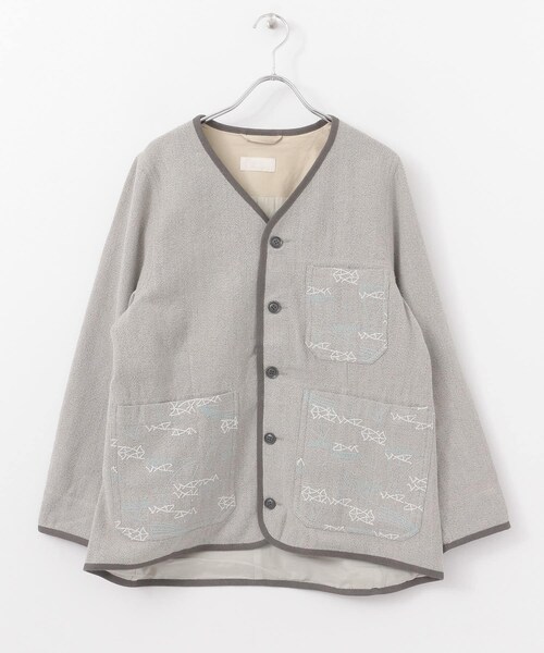 URBAN RESEARCH（アーバンリサーチ）の「WORK NOT WORK　ウールエンブロイダリーバーナージャケット（ノーカラージャケット・レディース・GRAY/D.BROWN・1/2）」の9枚目の写真