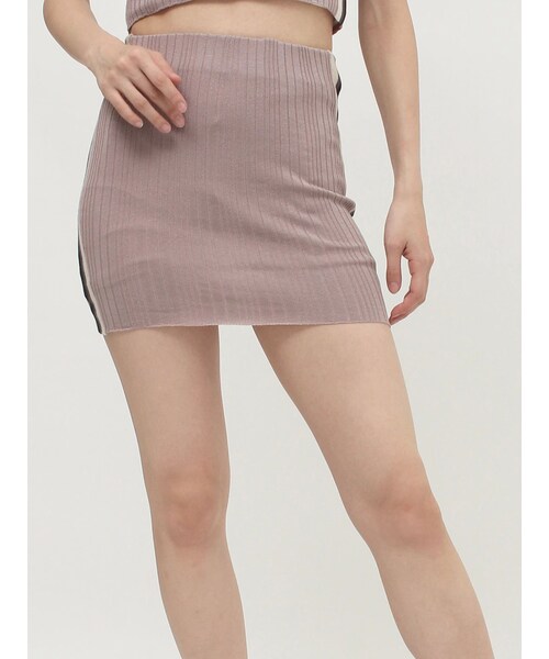 GYDA（ジェイダ）の「サイドラインニットスカートライクショートパンツ【SETUP着用可】（スカート・レディース・グレー/ブラック/ピンク・F）」の8枚目の写真