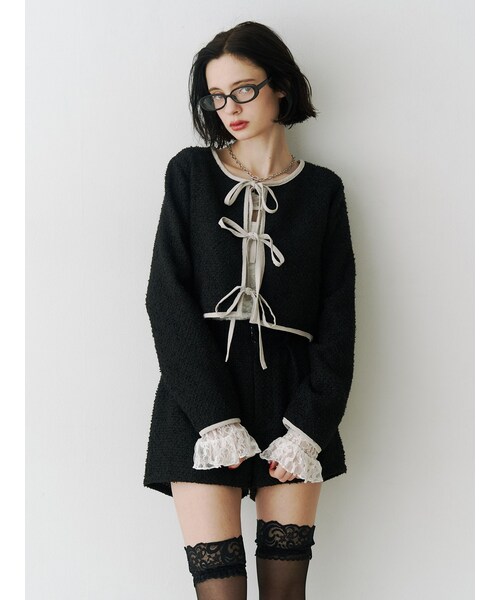 jouetie（ジュエティ）の「バイカラーツイードライクショートジャケット【セットアップ対応】（ノーカラージャケット・レディース・ブラック/ピンク/ブルー・M）」の2枚目の写真