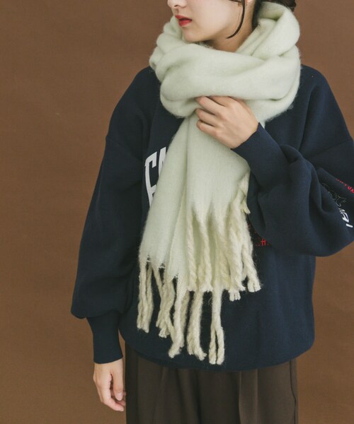 ITEMS URBANRESEARCH（アイテムズ アーバンリサーチ）の「ソフトブークレストール（マフラー・レディース・GRY/BRN/MNT・-）」の3枚目の写真