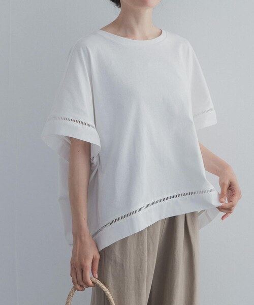 URBAN RESEARCH DOORS(アーバンリサーチドアーズ)の「ハシゴレースドッキングプルオーバー(Tシャツ/カットソー・レディース・OFF WHITE/BLACK/CAMEL・Free)」の6枚目の写真