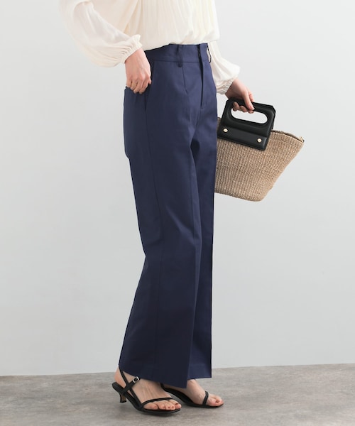 URBAN RESEARCH ROSSO（アーバンリサーチロッソ）の「セミフレアチノパンツ（チノパンツ・レディース・BLACK/IVORY/NAVY BLUE・36/38）」の3枚目の写真