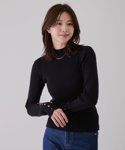 Jayro（ジャイロ）の「袖口ボタンタートルリブニットプルオーバー（ニット/セーター・レディース・ブラック/グレー/ライトグレー/ホワイト系/ブルー/ピンク/ワイン・M）」の20枚目の写真