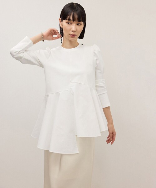 ADAM ET ROPE'(アダムエロペ)の「【WEB限定】・【定番】フリルペプラムロングスリーブカットソー(Tシャツ/カットソー・レディース・ブラック/ホワイト・F)」の14枚目の写真