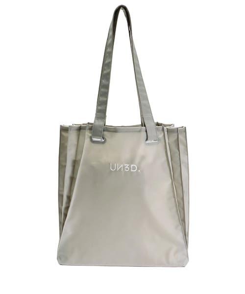 UN3D.(アンスリード)の「MA-1 ORIGAMI PLEATS TOTE(トートバッグ・レディース・ブラック/ベージュ/カーキ・F)」の2枚目の写真