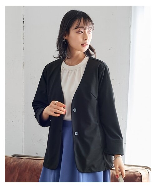 nissen（ニッセン）の「大きいサイズ 美ラクRUタッチシンプルジャケット（接触冷感）（ノーカラージャケット・レディース・シルバーグレー/黒・L/LL/3L/4L/5L/6L/8L/10L）」の6枚目の写真