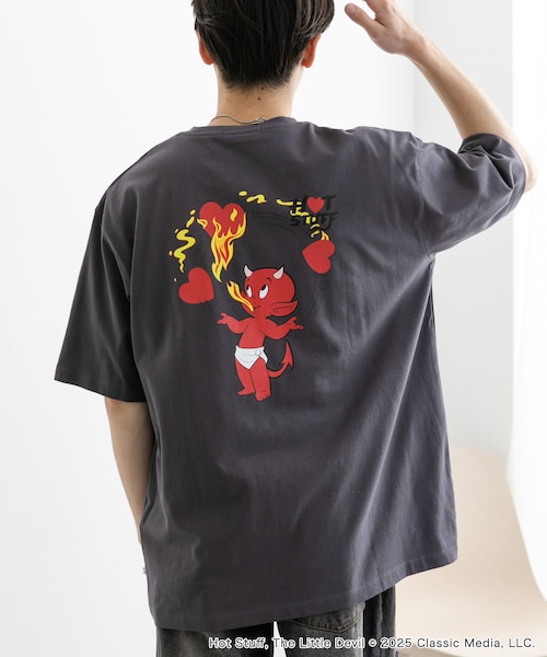 SENSE OF PLACE by URBAN RESEARCH(センスオブプレイスバイアーバンリサーチ)の「『別注』HOT STUFF×SENSE OF PLACE プリントTシャツ A(Tシャツ/カットソー・メンズ・WHITE/CHARCOAL/YELLOW・M/L)」の2枚目の写真
