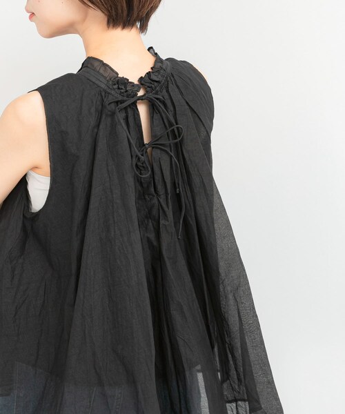 URBAN RESEARCH ROSSO（アーバンリサーチロッソ）の「MARILYN MOON　sheer cotton gather blouse（シャツ/ブラウス・レディース・BLACK/GRAY・FREE）」の4枚目の写真