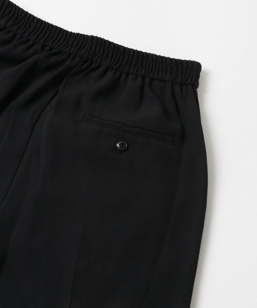 URBAN RESEARCH（アーバンリサーチ）の「バックサテンスリムイージーパンツ（その他パンツ・レディース・BLACK/BROWN・36/38）」の15枚目の写真