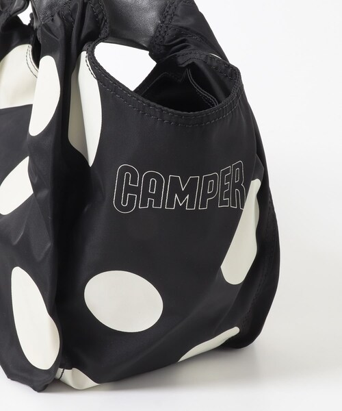 THE GOODLAND MARKET（ザグッドランドマーケット）の「CAMPER　VALLDEM DOT TOTE S（トートバッグ・レディース・011BLK・One）」の8枚目の写真