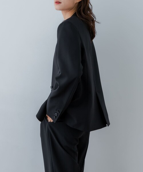 URBAN RESEARCH（アーバンリサーチ）の「『2サイズ展開』ノーカラージャケット（ノーカラージャケット・レディース・BEIGE/BLACK/NAVY・36/38）」の8枚目の写真