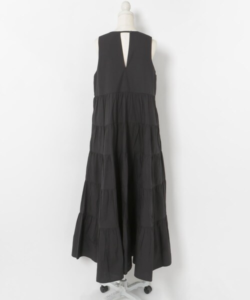 THE GOODLAND MARKET（ザグッドランドマーケット）の「FANAKA　Poplin tiered dress（ワンピース・レディース・58BRN/BLACK/024BLU・FREE）」の6枚目の写真