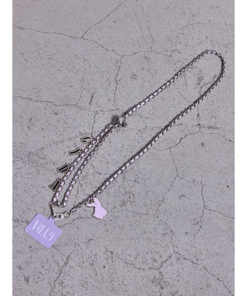 GYDA（ジェイダ）の「GYDA original charmスマホショルダ―（その他雑貨・レディース・オフホワイト/ブラック/ピンク/パープル・F）」の9枚目の写真