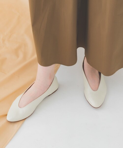 RODE SKO（ロデスコ）の「SOFI　SOFI FLAT SHOES（パンプス・レディース・GREEN/IVORY/CAMEL・36/37/38）」の5枚目の写真