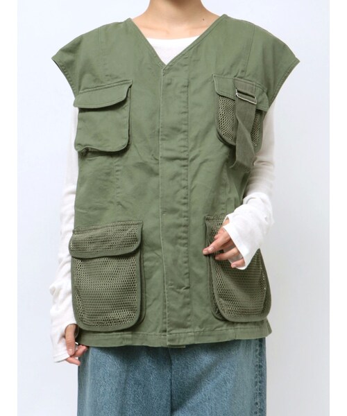 Ungrid（アングリッド）の「メッシュコンビミリタリーベスト（ベスト・レディース・カーキ/アイボリー・F）」の4枚目の写真