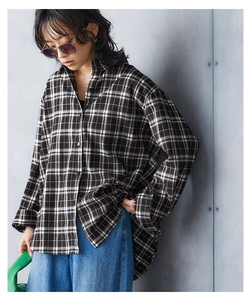 nissen（ニッセン）の「ゆったりサイズチェックシャツ ［Soiunique］（シャツ/ブラウス・レディース・ブラック×オフ/【ドロップ】ネイビー×グリーン・1(M~L)/2(L~LL)）」の2枚目の写真