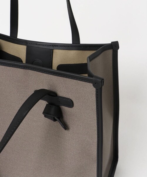 URBAN RESEARCH ROSSO（アーバンリサーチロッソ）の「GIANNI CHIARINI　MARCELLA（トートバッグ・レディース・NEROCORDA/PIETRACORD・-）」の10枚目の写真