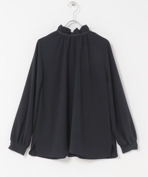 URBAN RESEARCH ROSSO（アーバンリサーチロッソ）の「F by ROSSO　フリルカラー2WAYブラウス（シャツ/ブラウス・レディース・OFF WHITE/NAVY・Free）」の13枚目の写真