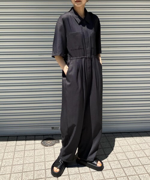 KBF(ケイビーエフ)の「コクーンWIDEジャンプスーツ(サロペット/オーバーオール・レディース・IVORY/L.KHAKI/CHARCOAL・one)」の20枚目の写真