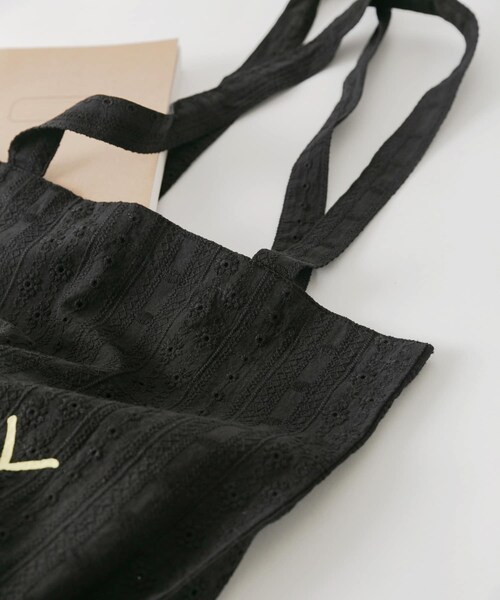 SMELLY（スメリー）の「プリントトートバッグM（トートバッグ・レディース・BLU.CHECK/YEL.CHECK/DOT/FLOWER/EMBROIDERY・M）」の9枚目の写真