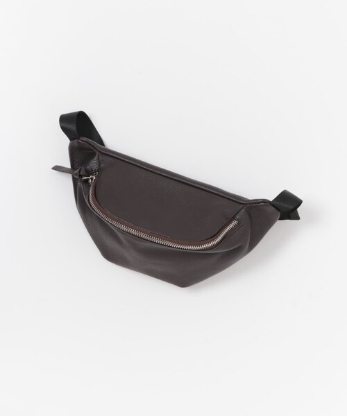 ITEMS URBANRESEARCH（アイテムズ アーバンリサーチ）の「レザーウエストバッグ（ボディバッグ/ウエストポーチ・メンズ・BEG/BLK/BRN・one）」の6枚目の写真
