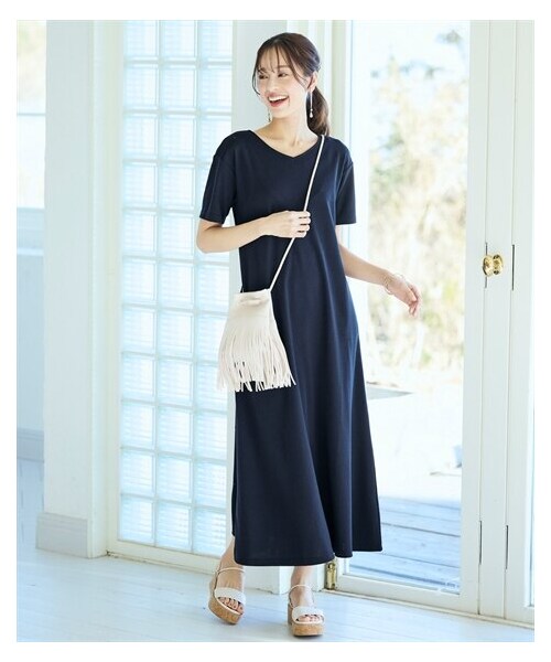 nissen（ニッセン）の「吸汗速乾・UVカットカノコすっきりVネックワンピース＜大きいサイズ有＞（ワンピース・レディース・黒/ネイビー/杢グレー・S/M/L/LL/3L/4L/5L/6L/8L/10L）」の6枚目の写真