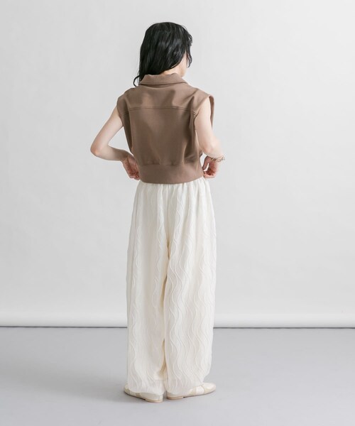 KBF（ケイビーエフ）の「ショルダータックZIPスウェット（スウェット・レディース・NAVY/TOP GRAY/BROWN・one）」の18枚目の写真