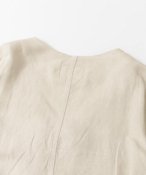 URBAN RESEARCH（アーバンリサーチ）の「LI/RYノーカラーサファリジャケット∴（ミリタリージャケット・レディース・BEIGE/NAVY・FREE）」の14枚目の写真