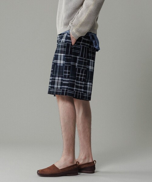 ADAM ET ROPE'(アダムエロペ)の「パッチワーク マドラスチェック ワイド イージーショーツ / セットアップ対応(その他パンツ・メンズ・ホワイト系/ネイビー系/レッド系・L/M)」の8枚目の写真