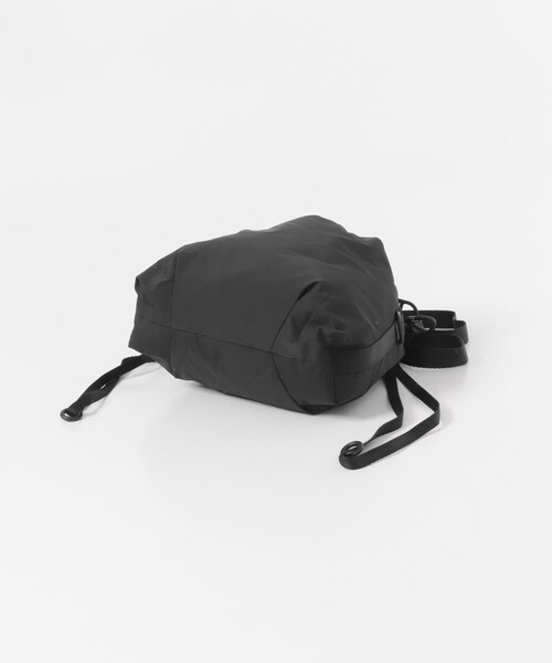URBAN RESEARCH DOORS（アーバンリサーチドアーズ）の「BAICYCLON　EXCLUSIVE DRAW STRING BAG（ショルダーバッグ・レディース・BLACK/BROWN・Free）」の14枚目の写真