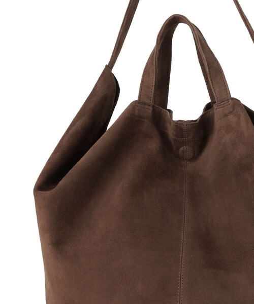 ADAM ET ROPE'(アダムエロペ)の「【J'aDoRe・一部店舗限定】【Morphee(モルフェ)】MESSENGER(OIL SUEDE)(メッセンジャーバッグ・レディース・ブラウン・F)」の21枚目の写真