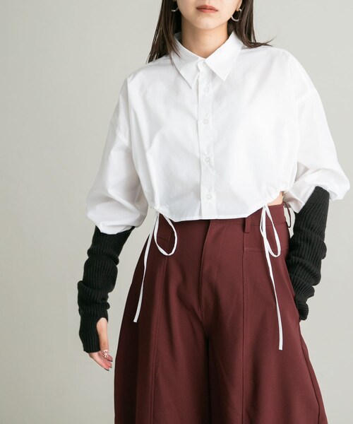 KBF（ケイビーエフ）の「スリットリブアームウォーマー（ベルト・レディース・BEIGE/CHARCOAL/CAMEL・one）」の7枚目の写真