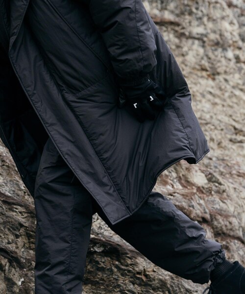 URBAN RESEARCH(アーバンリサーチ)の「『別注』WILD THINGS×URBS モンスターパンツ(その他パンツ・メンズ・BLACK/SAGE・M/L/XL)」の4枚目の写真