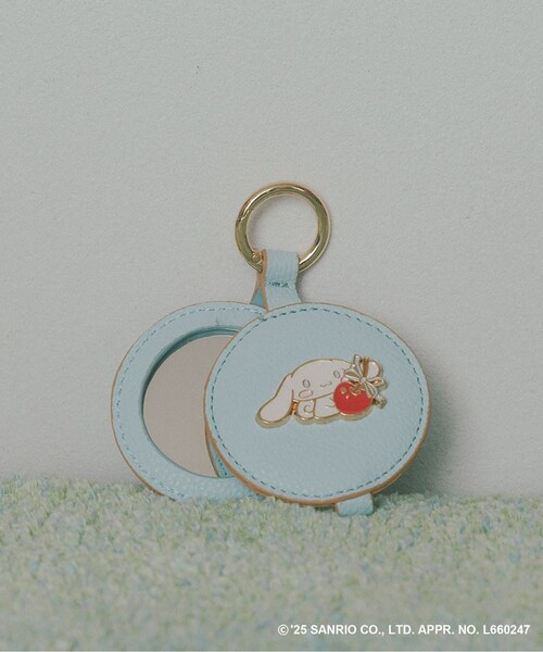 VIS（ビス）の「【シナモロール】VIS別注ミラーチャーム（キーホルダー・レディース・ベージュ系/サックス・F）」の7枚目の写真