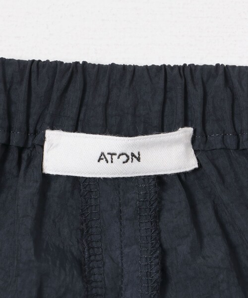 URBAN RESEARCH(アーバンリサーチ)の「ATON HANDDYED NYLONOVER PANTS(その他パンツ・メンズ・075 NAVY/105 BLK・4/6)」の22枚目の写真