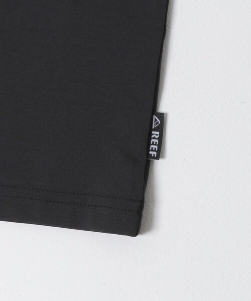 URBAN RESEARCH Sonny Label（アーバンリサーチサニーレーベル）の「REEF　1POINT LOGO RASH SHORT-SLEEVE T-SHIRTS（Tシャツ/カットソー・メンズ・WHT/BLK・M/L）」の13枚目の写真