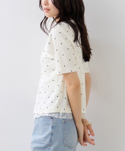 VIS(ビス)の「ドット&無地 レースドッキングレイヤード風リブカットソー(Tシャツ/カットソー・レディース・オフホワイト/ネイビー/サックス・F)」の11枚目の写真