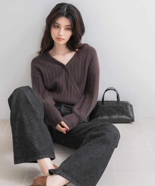URBAN RESEARCH ROSSO（アーバンリサーチロッソ）の「『一部WEB限定カラー』ランダムリブカシュクールニット（ニット/セーター・レディース・OFF WHITE/COFFEE/BLUE GRAY/RED・Free）」の18枚目の写真