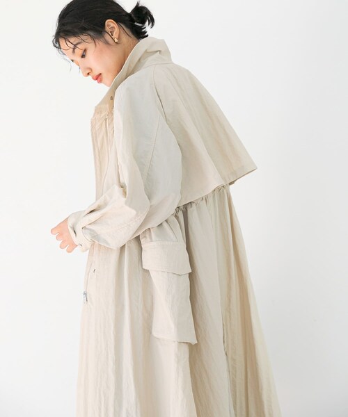 URBAN RESEARCH ROSSO（アーバンリサーチロッソ）の「撥水ボリュームモッズコート（モッズコート・レディース・BEIGE/OFF WHITE・FREE）」の6枚目の写真