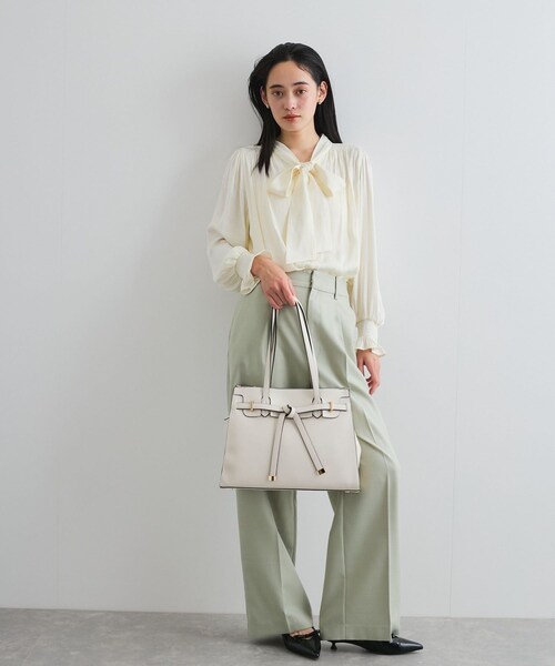 VIS（ビス）の「【A4収納】フラップタイトートバッグ（トートバッグ・レディース・ブラック/キナリ/ベージュ系・F）」の17枚目の写真