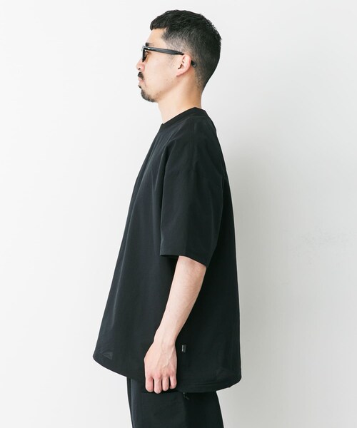 URBAN RESEARCH DOORS(アーバンリサーチドアーズ)の「『別注』Marmot×DOORS DotAir drawstring T-shirts(Tシャツ/カットソー・メンズ・BLACK/CHARCOAL/BEIGE・M/L/XL)」の17枚目の写真